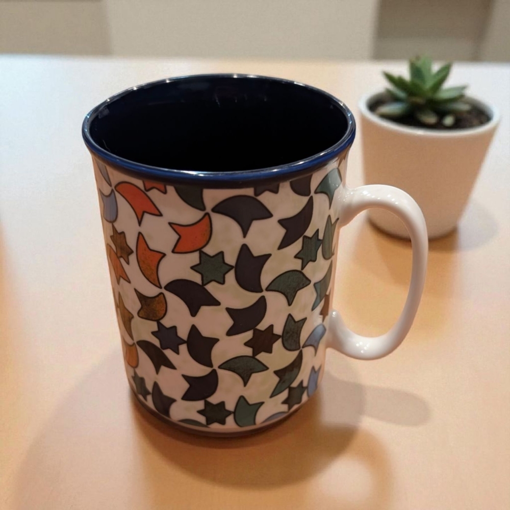 Multicolor Star Pattern Mug